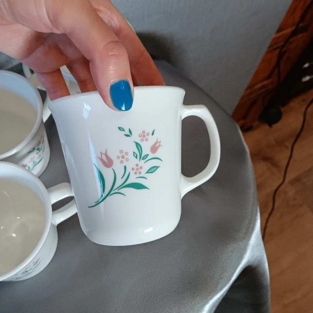 Set of 4 Vintage Corelle Rosemarie Mugs Pink Tulip Flower Corning Ware Tea‎ Cups
